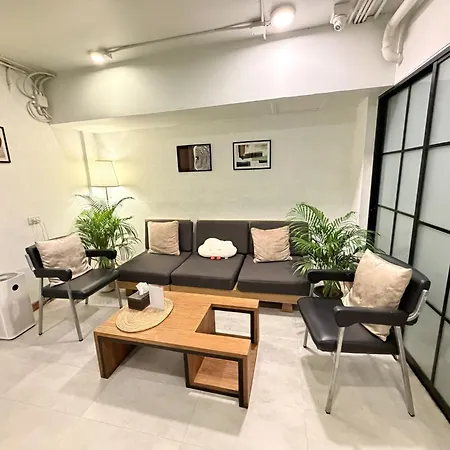 Stayat Bedever Bangkok Hotel