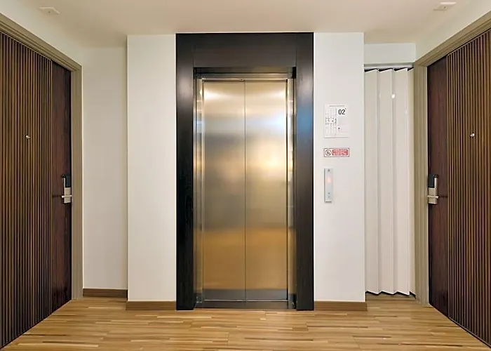 Hotel Stayat Bedever